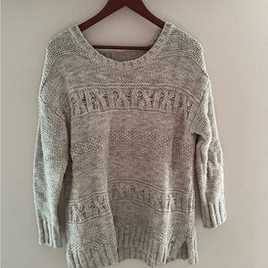 American Eagle Outfitters Light Gray Knit Sweater Large